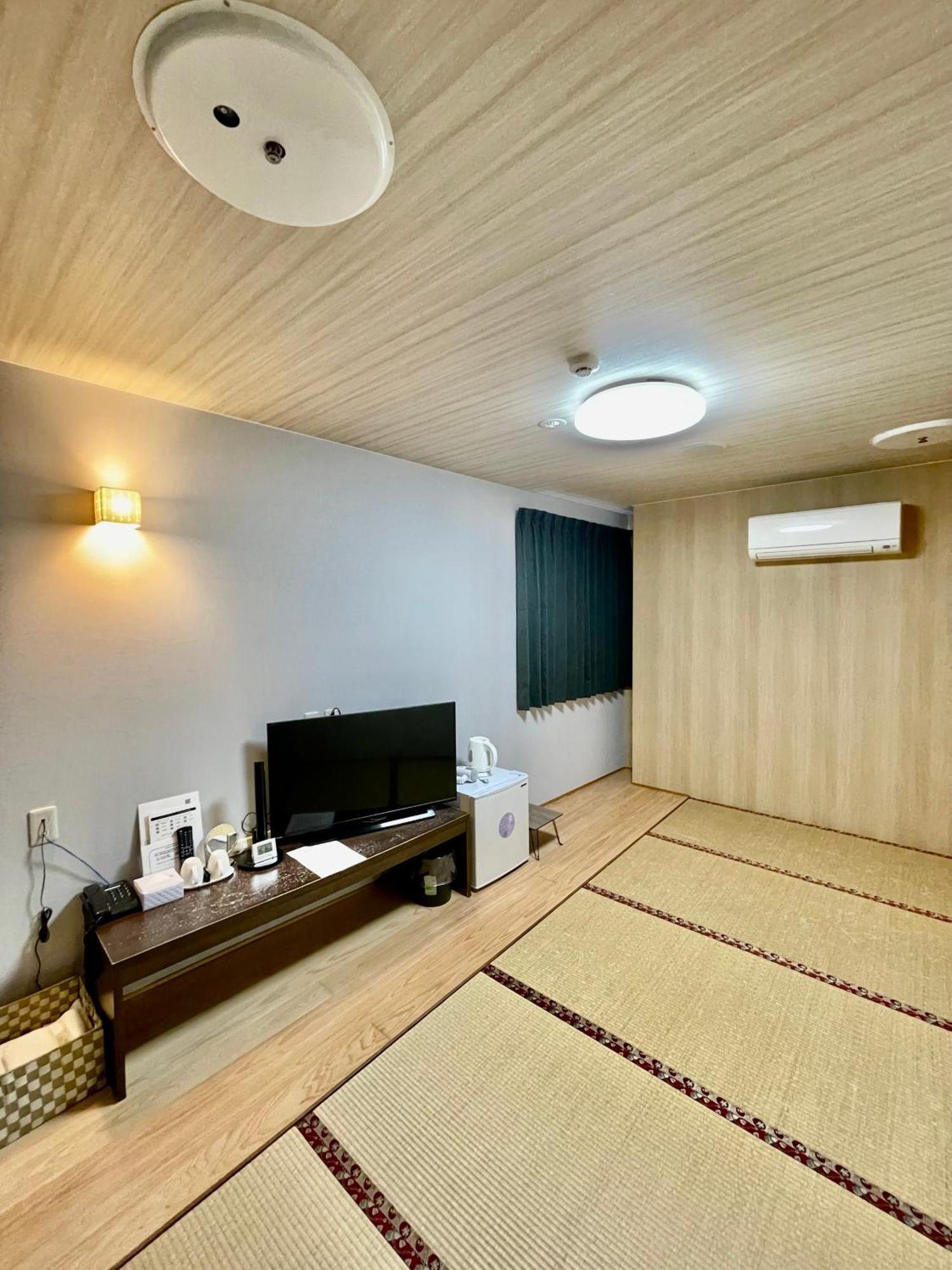 Hotel Select Inn Saitama Moroyama Ogose Экстерьер фото